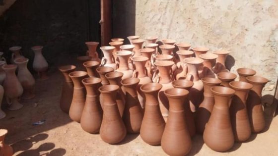 يتزايد الإقبال في فصل الصيف على ثلاجات الفخار الطينية