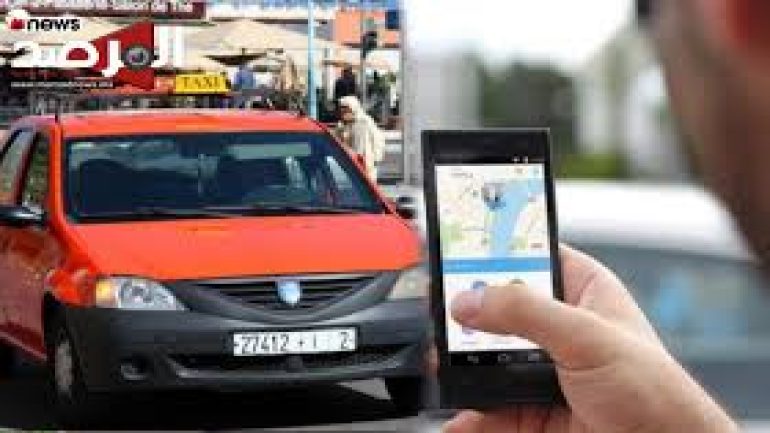 مهنيو سيارات الأجرة يفضلون، التكتل الرقمي “أمام النقل بالتطبيقات الذكية”