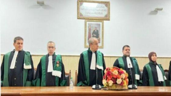 فتح بحث قضائي بخصوص تداول صور بعض الأشخاص بلباس السباحة يجلسون على الأرض (الوكيل العام للملك لدى محكمة الاستئناف بتطوان)