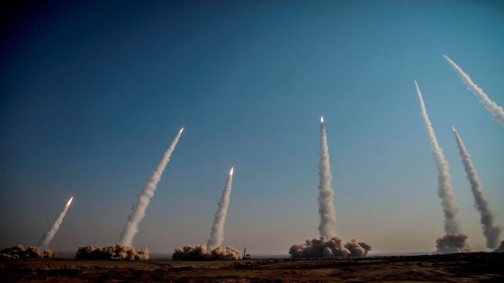 عاجل: إيران تشن هجوما بالصواريخ على إسرائيل