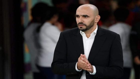 الركراكي في ورطة.. تراجع بونو وغياب الاستقرار الدفاعي يهددان “الأسود” قبل تصفيات المونديال!