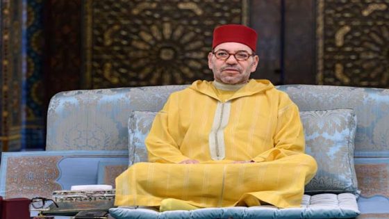 كاميرات التلفزيون تنقل أجواء العيد من الرباط.. والملك يؤدي الصلاة