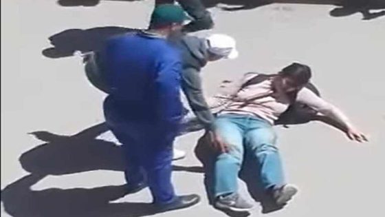 أرفود على صفيح ساخن: طالب يعتدي على أستاذته بـ”شاقور”.. هل الأمن في خطر؟