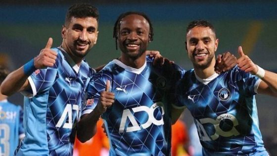 هل ينجح الجيش الملكي في قلب الطاولة على بيراميدز بعد “رباعية القاهرة”؟