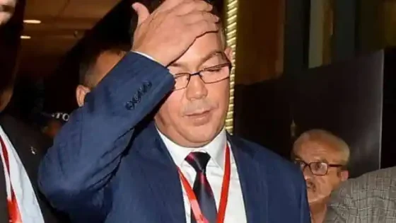 “الديربي بلا ‘زعيم’ و’الكان’ بلا ‘إقصاء'”: ‘حقائق’ من ‘الجامعة’ تُواجِه ‘شائعات’ المدرجات!
