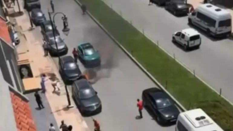 طنجة تحت الصدمة.. أربعيني يُضرم النار في جسده احتجاجًا على إفراغ محل تجاري