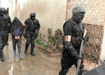 تادرت تحت المجهر.. توقيف عشريني بشبهة التطرف في عملية أمنية دقيقة