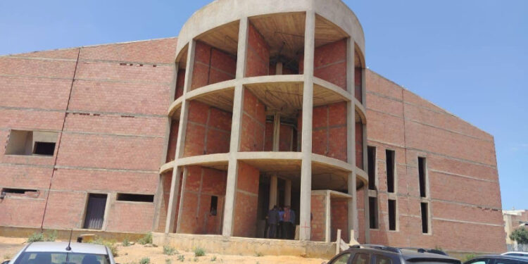 سيدي يحيى تُداوي الانتظار.. مشروع المستشفى المحلي يفك عزلة الساكنة وينطلق أخيرًا بعد 7 سنين من التعطيل