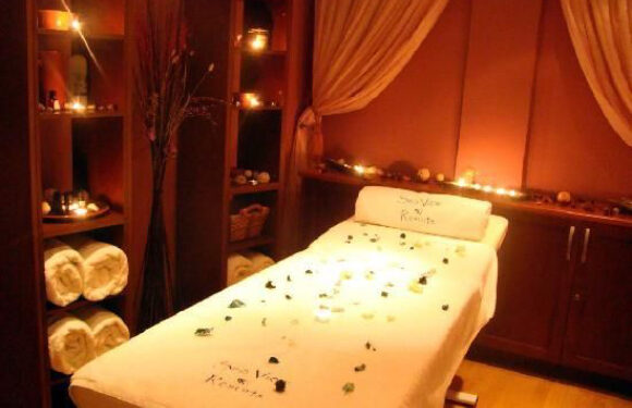 حبس إطار بنكي بفاس بعد تورطه في تحويل مركز تدليك إلى وكر دعارة