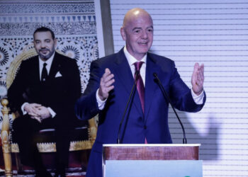 إنفانتينو من المضيق: