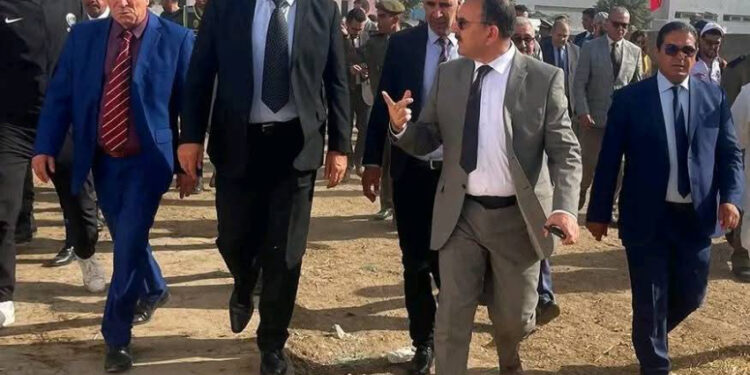 زيارتان في أسبوع واحد.. عامل سيدي سليمان يُسرّع وتيرة التنمية بسيدي يحيى الغرب