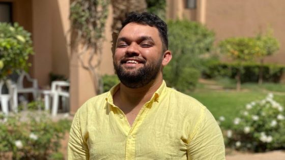 أسامة رمزي يكسر جدار الصمت: “كفى من التنمر… حرّروا أنفسكم من سُمّ المجتمع”