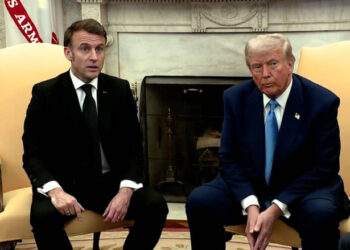 باريس تستدعي السفير الأمريكي بعد اتهام ماكرون بـ“التقصير في مواجهة معاداة السامية”
