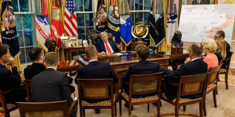 ترامب يرسم مشهدًا غير متوقع: من البيت الأبيض إلى قمة محتملة بين بوتين وزيلينسكي