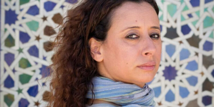 ابتسام لشكر في قبضة الفرقة الوطنية بعد موجة غضب شعبية