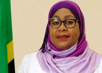 رئيسة تنزانيا تُحفّز لاعبيها بمكافأة ضخمة للإطاحة بأسود الأطلس