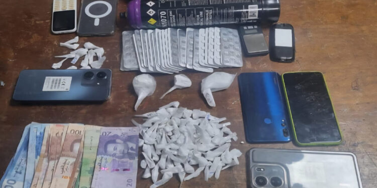 طنجة… الشرطة القضائية تسقط مروجين للكوكايين والأقراص المهلوسة في كمين محكم