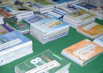 سباق “الريادة” في الكتب المدرسية يُشعل حرب الأسعار ويُهدد الجودة