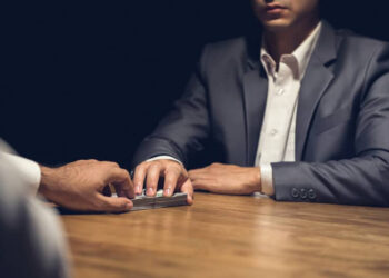 هل تتحول الصفقات العمومية إلى ملعب للتهرب والتحايل على القانون في بعض الجماعات المحلية؟