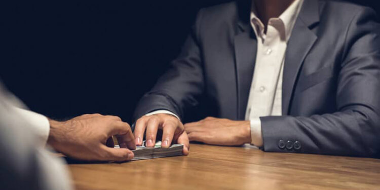 هل تتحول الصفقات العمومية إلى ملعب للتهرب والتحايل على القانون في بعض الجماعات المحلية؟