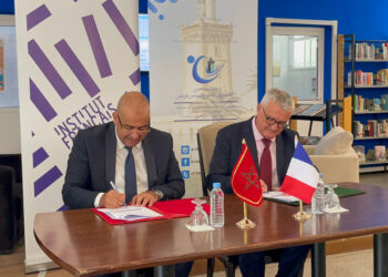 طنجة وفرنسا تشعلان شراكة ثقافية استراتيجية… الشباب والثقافة في قلب التنمية