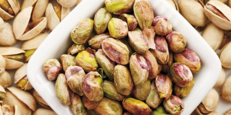 الفستق… وجبة صغيرة قد تُحدث فرقاً كبيراً لمرضى ما قبل السكري