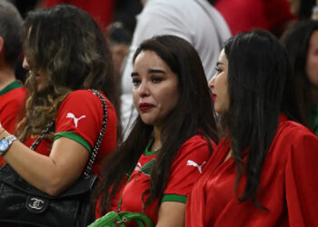 الجماهير المغربية تحتفي بالتأهل وتطالب بمزيد من الصلابة الدفاعية