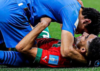 أشرف حكيمي.. من أحياء القنيطرة إلى منصة الكرة الذهبية