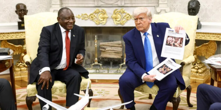 جنوب إفريقيا تتهم واشنطن بصناعة “أبارتايد جديد” عبر لجوء خاص للأقلية البيضاء