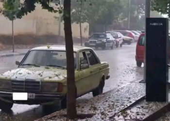 عاصفة صيفية تنعش جبال إيساكن وتُبشّر الفلاحين