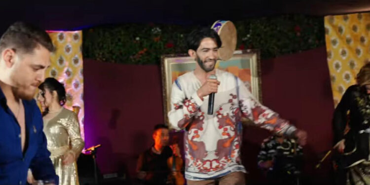 مولاي جعفر يعود بـ”ݣولو الله يستر”: صرخة فنية جديدة من قلب الأغنية الشعبية