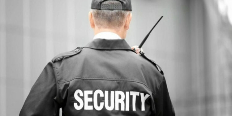 من حارس وفيّ إلى صوت يحتج: قضية م ك ي تكشف الانتهاكات الخفية في عالم الأمن الخاص بالمغرب