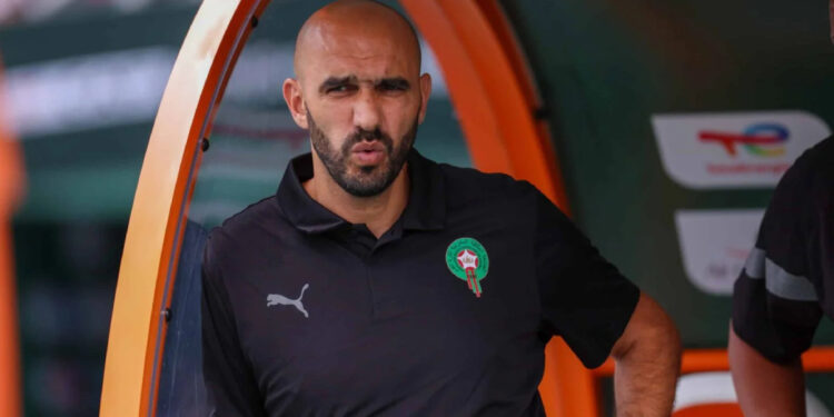 أسود بلا دروع؟ الركراكي كيدوّر على حلول فالديفاع قبل المعارك الجاية