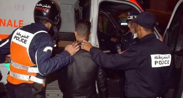 القصر الكبير: توقيف قاصر المدعو “حديدان” حاول اختطاف فتاة تحت تهديد السلاح والكلب