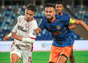 نهضة بركان يعود من مراكش بانتصار ثمين يعزز صدارته