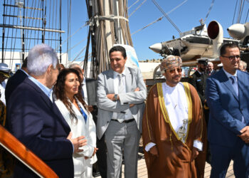 ميناء طنجة يستقبل “شباب عُمان الثانية”.. سفينة تحمل رسالة سلام عبر البحار