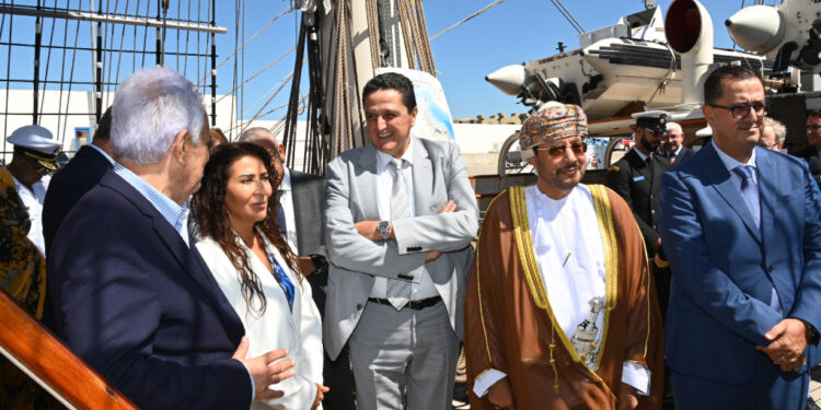 ميناء طنجة يستقبل “شباب عُمان الثانية”.. سفينة تحمل رسالة سلام عبر البحار