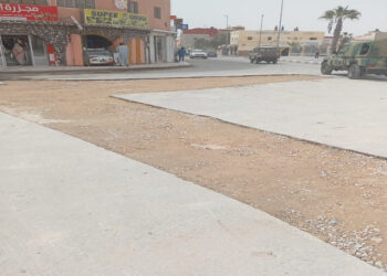 أشغال بلا تشوير.. طرق الداخلة بين الإصلاح والفوضى