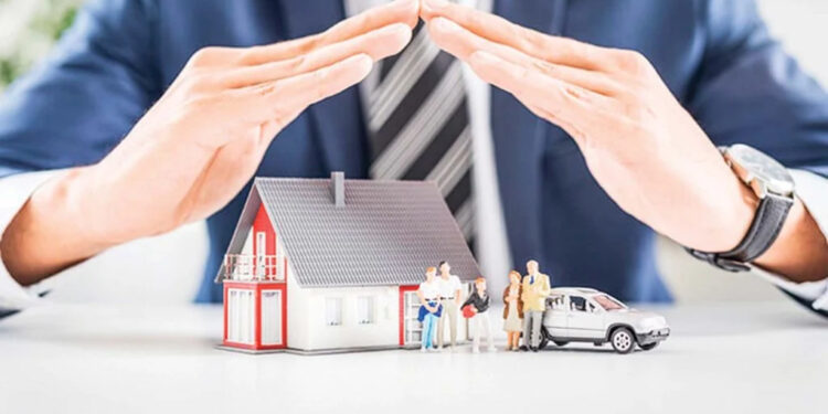 المغاربة يفقدون الثقة في التأمين: عقود معقدة وضعف التواصل يعرّضان المؤمنين للمشاكل