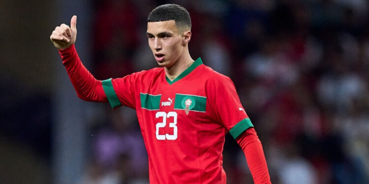 بلال الخنوس يخطو خطوة كبيرة: شتوتغارت يضم النجم المغربي في صفقة مدوية