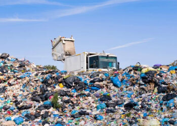 مطرح عشوائي يهدد حياة سكان وفلاحي جماعة العطاطرة بإقليم سيدي بنور