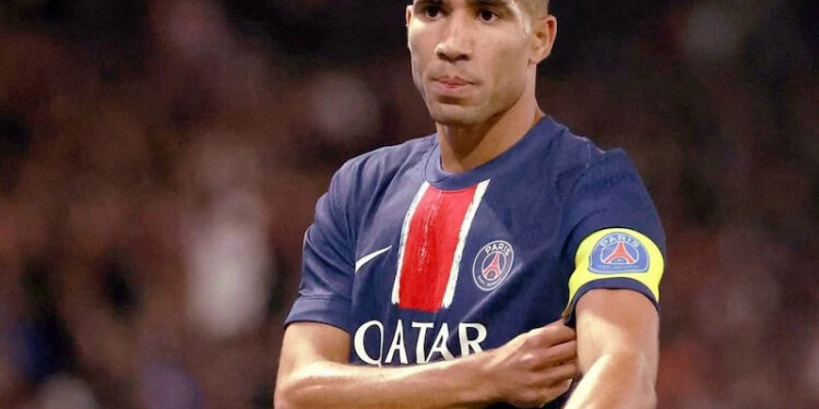 حكيمي بين الشارة والمحاكمة: إنريكي يبتسم.. والإعلام الفرنسي يضغط