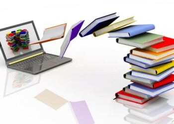 القراءة الحرة بين الورق والشاشة… هل نربي أجيالاً ناقدة أم مستهلكة؟