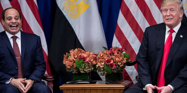 إسرائيل تطلب تدخل واشنطن: تصاعد التوتر مع مصر بسبب الحشد العسكري في سيناء