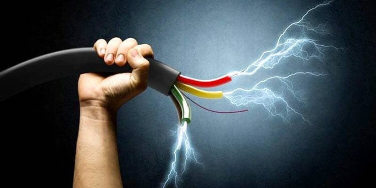 صعقة كهربائية تُنهي حياة أم لخمسة أطفال في دوار أزغار