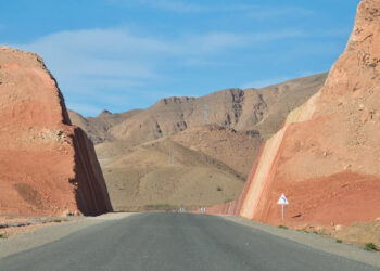 طريق غسات – دمنات شريان جديد ينعش قلب ورزازات…