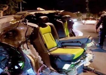 الدار البيضاء – عين الذئاب: سرعة قاتلة تُحوّل لامبورغيني إلى كتلة لهب