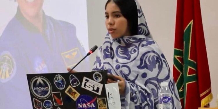 حورية باشيخ… التلميذة المغربية التي زرعت العدس على القمر