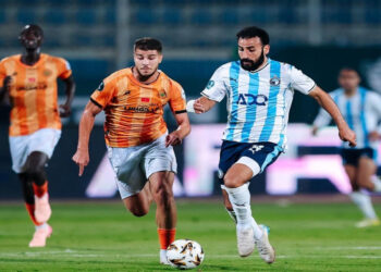 بيراميدز يتوّج بكأس السوبر الإفريقي بعد فوز مثير على نهضة بركان