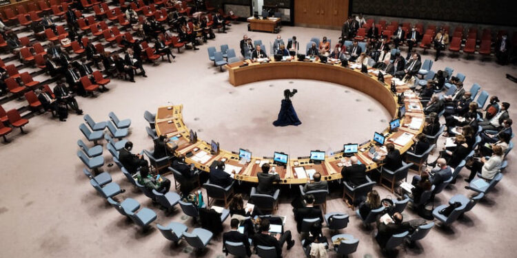 مجلس الأمن يناقش الصحراء طارئًا.. ارتباك جزائري أمام قوة الموقف المغربي